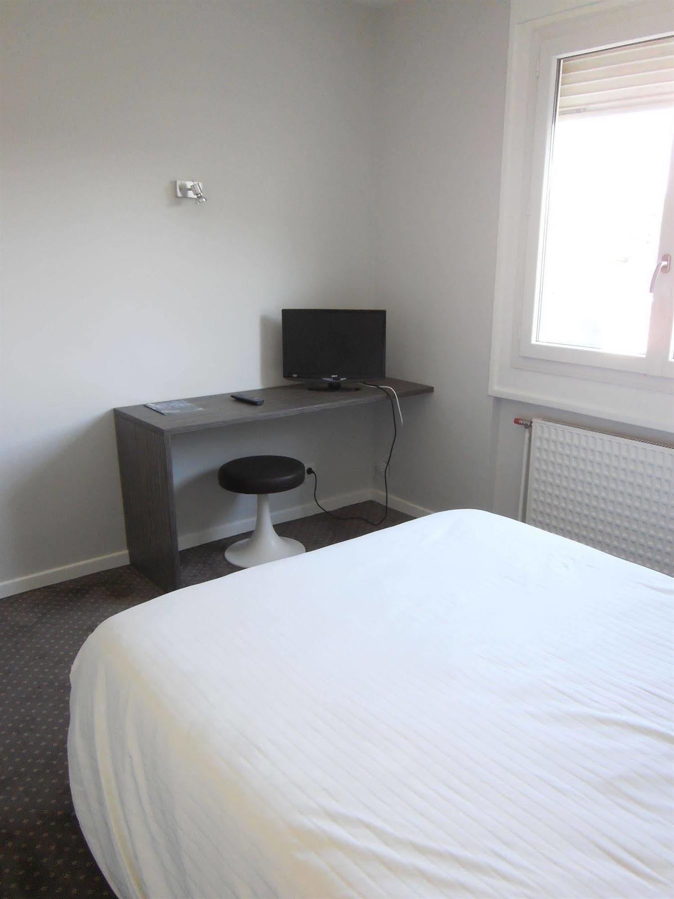 The Originals City, Hotel Dau Ly, Lyon Est Bron Eksteriør billede