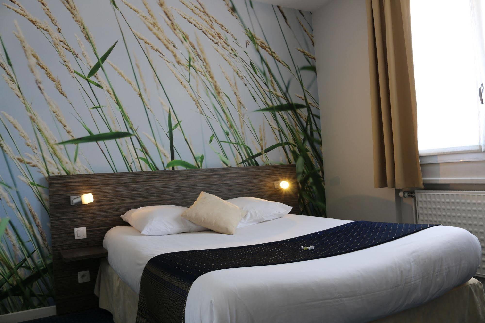 The Originals City, Hotel Dau Ly, Lyon Est Bron Eksteriør billede